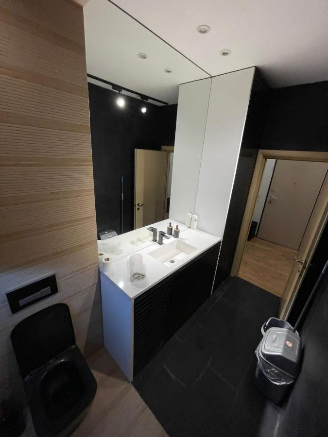 City Center Apartament, Pazari Ri ティラナ エクステリア 写真